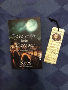 Buchcover Tote spielen kein Klavier von Kees van Kikkerland